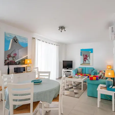 וילה Villa 5 Min. Walk To The Beach אלבור