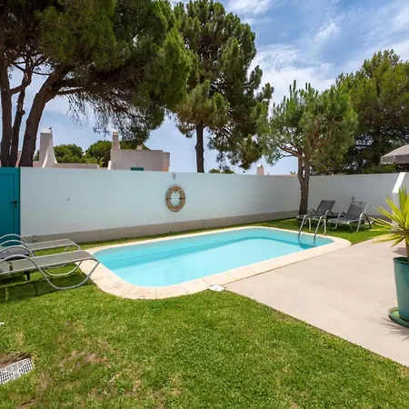 Villa 5 Min. Walk To The Beach Villa